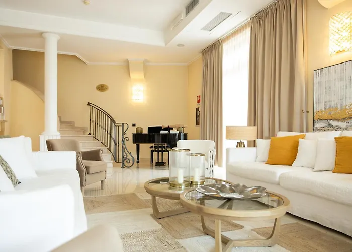 Albatres Palace Hotel
