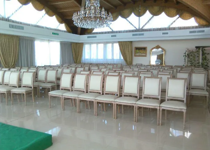 Albatres Palace Hotel 4*